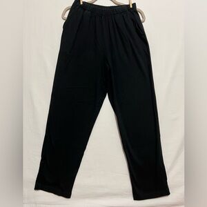 Women’s black pants with elastic waist and front pockets - Roman’s size 14-16
